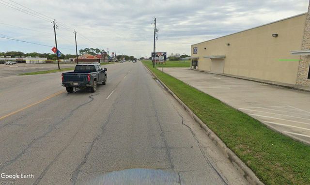 202 E Boling Highway A, Wharton, TX 77488