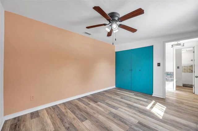 5900 CYPRESS STREET N, St Petersburg, FL 33703