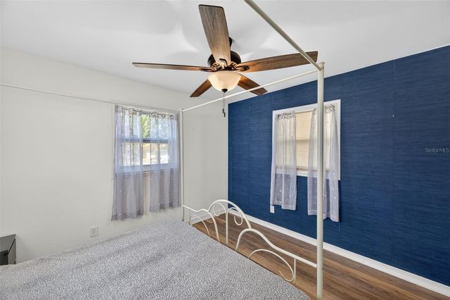 5900 CYPRESS STREET N, St Petersburg, FL 33703