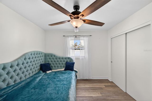 5900 CYPRESS STREET N, St Petersburg, FL 33703