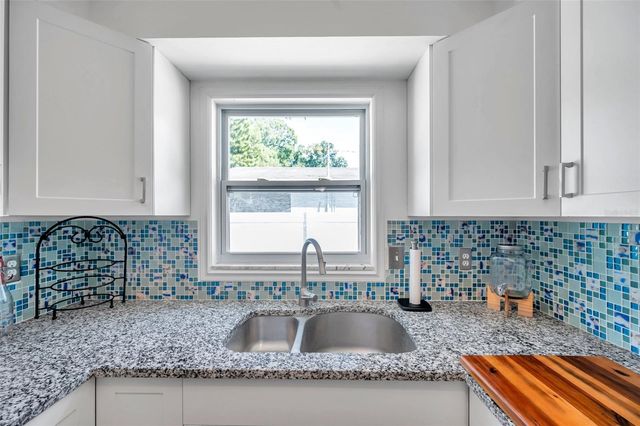 5900 CYPRESS STREET N, St Petersburg, FL 33703