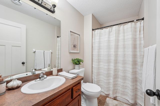 6227 209th Street N, Forest Lake, MN 55025