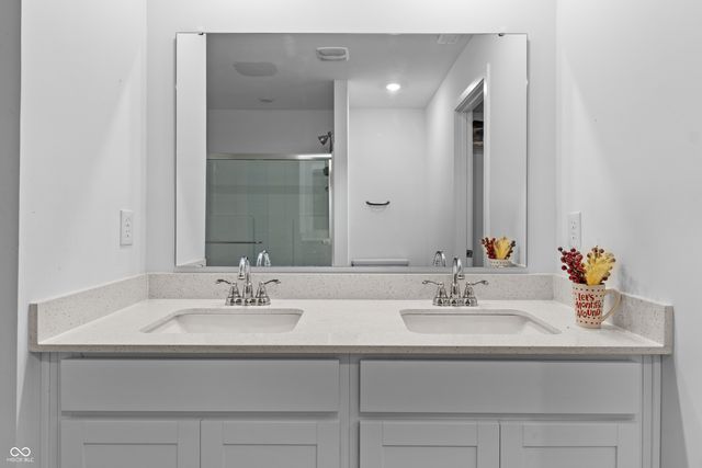 726 Oxford Lane, Danville, IN 46122