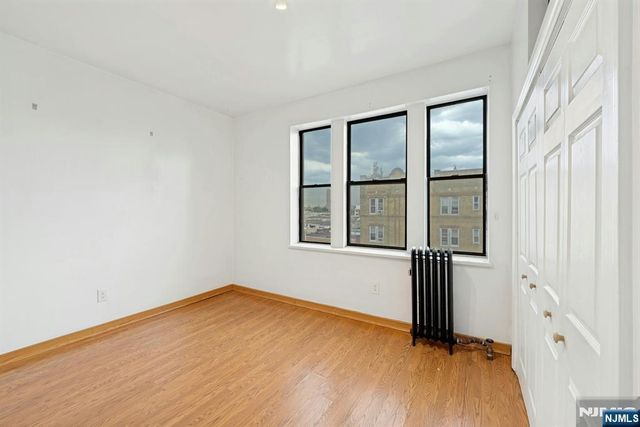 6601 Bdway E7, West New York, NJ 07093