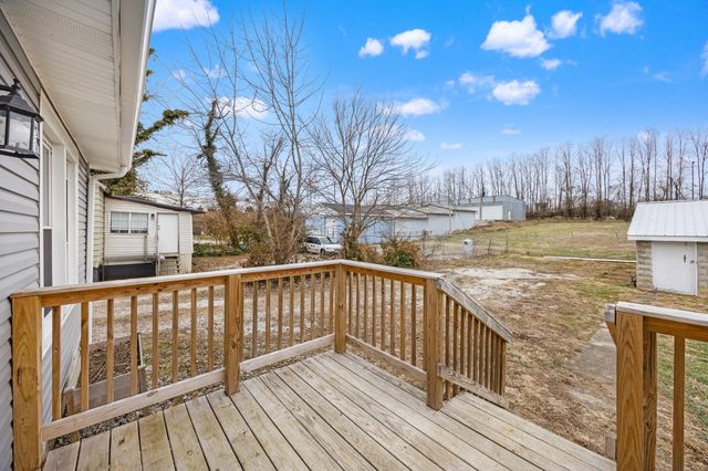 517 W High Street, Mt Sterling, KY 40353