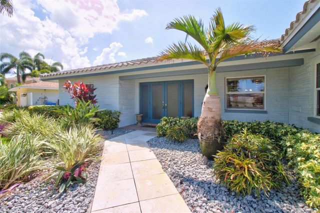 8094 12TH AVENUE S, St Petersburg, FL 33707