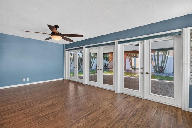 8094 12TH AVENUE S, St Petersburg, FL 33707