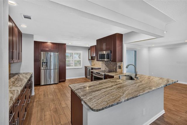 8094 12TH AVENUE S, St Petersburg, FL 33707