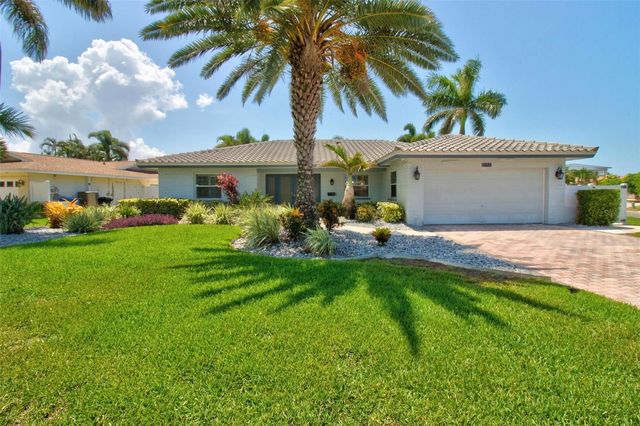 8094 12TH AVENUE S, St Petersburg, FL 33707