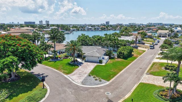 8094 12TH AVENUE S, St Petersburg, FL 33707