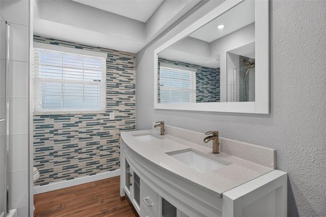 8094 12TH AVENUE S, St Petersburg, FL 33707