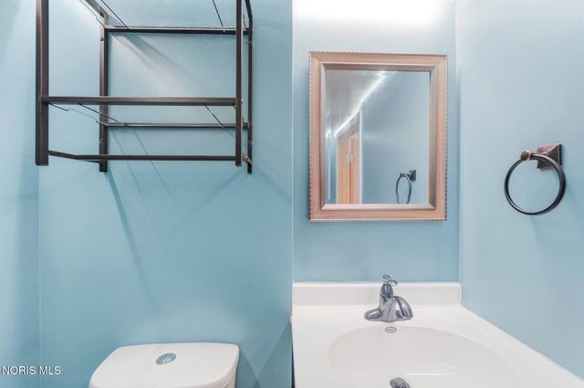 2023 Riverview Court, Toledo, OH 43614