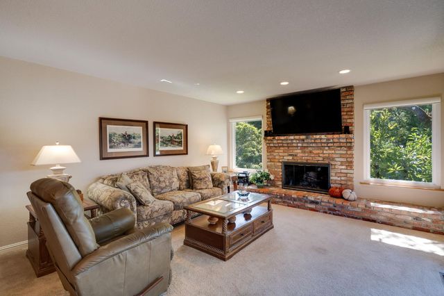 4213 Pocono Ct, Fair Oaks, CA 95628