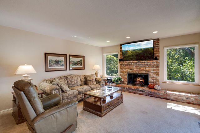 4213 Pocono Ct, Fair Oaks, CA 95628