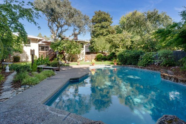 4213 Pocono Ct, Fair Oaks, CA 95628