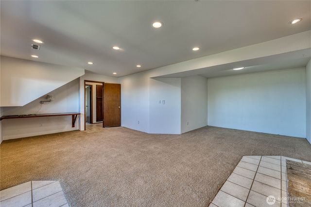 7912 SE Puget Heights Lane, Port Orchard, WA 98366