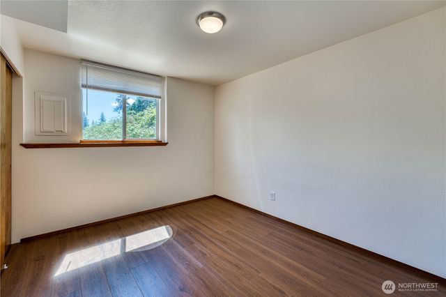 7912 SE Puget Heights Lane, Port Orchard, WA 98366