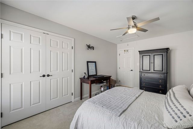 13 Greenside Drive, Grand Island, NY 14072