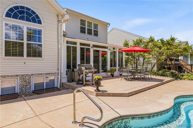 13 Greenside Drive, Grand Island, NY 14072