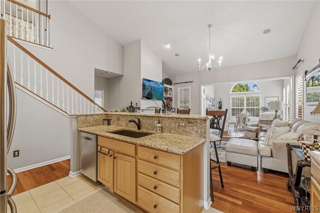 13 Greenside Drive, Grand Island, NY 14072