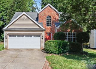 5912 Downfield Wood Drive, Charlotte, NC 28269