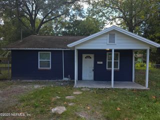 1072 MACKINAW Street, Jacksonville, FL 32254
