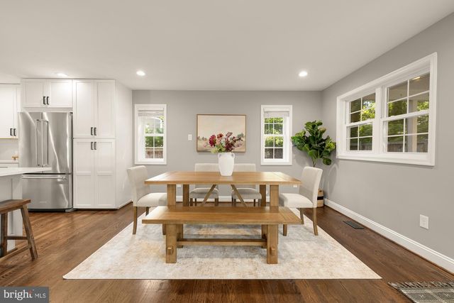 5716 8TH RD N, Arlington, VA 22205