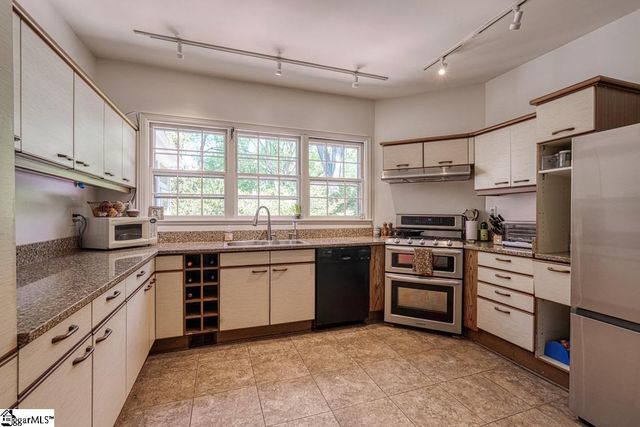 640 Crystal Drive, Spartanburg, SC 29302