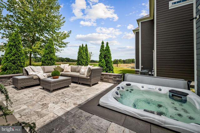 6408 PADDINGTON ST, Middle River, MD 21220