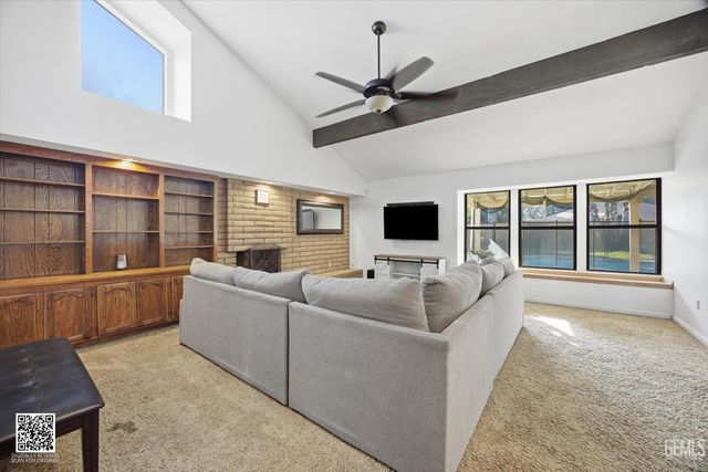 2601 Manitou Way, Bakersfield, CA 93309