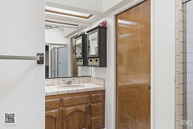 2601 Manitou Way, Bakersfield, CA 93309