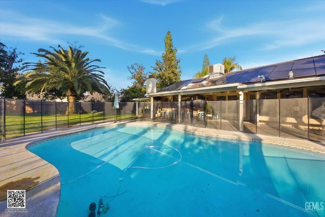 2601 Manitou Way, Bakersfield, CA 93309