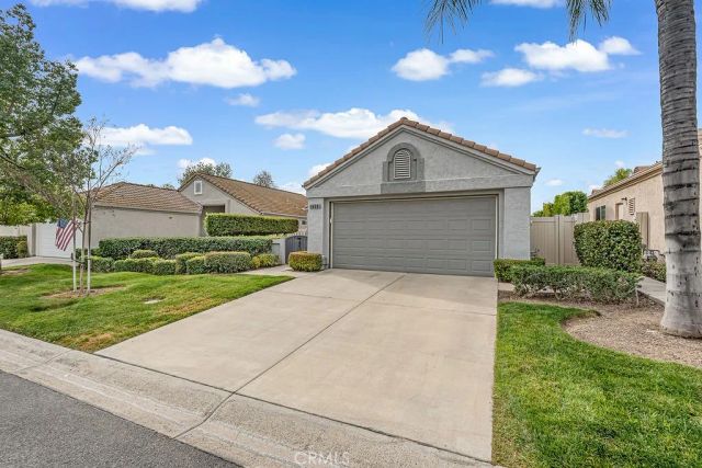 40281 Via Acuna, Murrieta, CA 92562