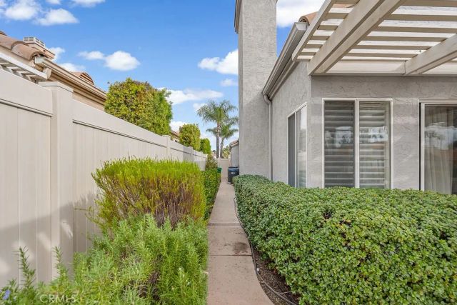 40281 Via Acuna, Murrieta, CA 92562