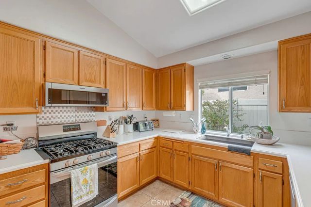 40281 Via Acuna, Murrieta, CA 92562