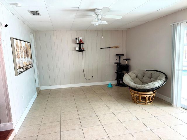 143 VALLEY CIRCLE, Brandon, FL 33510