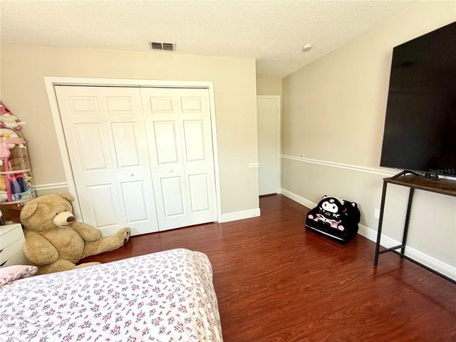 143 VALLEY CIRCLE, Brandon, FL 33510