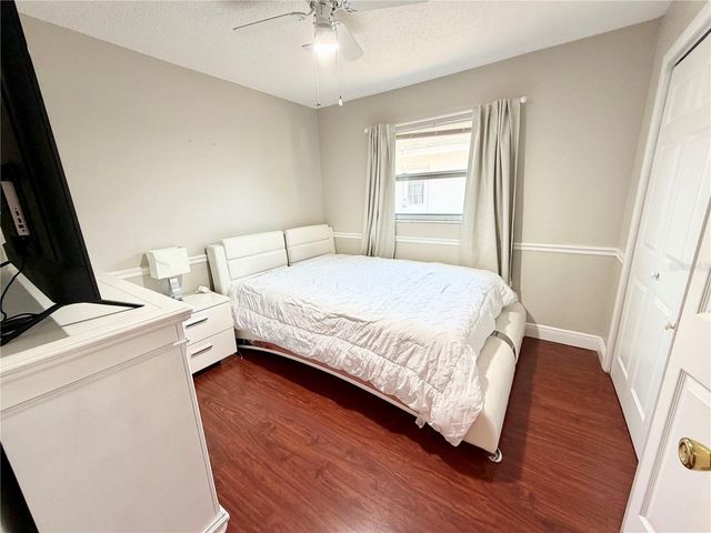 143 VALLEY CIRCLE, Brandon, FL 33510