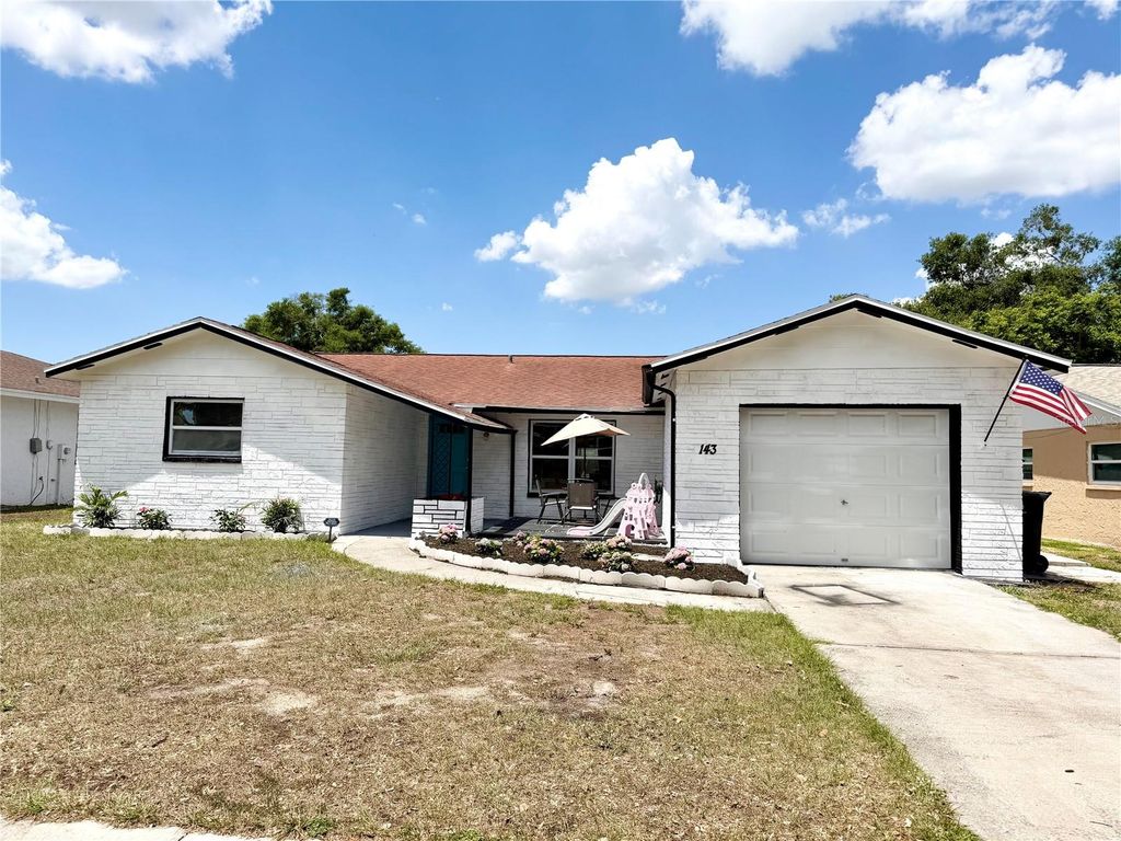 143 VALLEY CIRCLE, Brandon, FL 33510