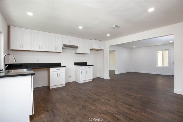 42803 Alexo, Lancaster, CA 93536