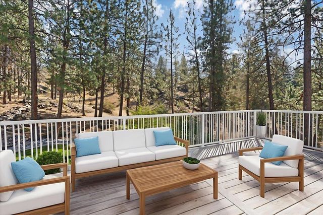 4127 S Best Ln, Spokane Valley, WA 99037