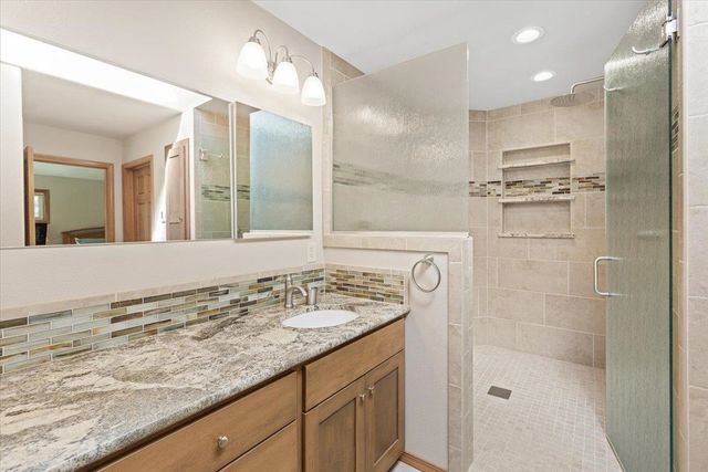 4127 S Best Ln, Spokane Valley, WA 99037