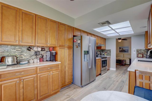 1319 GLENGARRY DRIVE, Palm Harbor, FL 34684