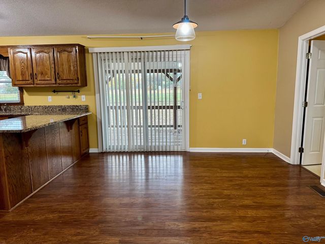 64 N Robinson Road, Hartselle, AL 35640