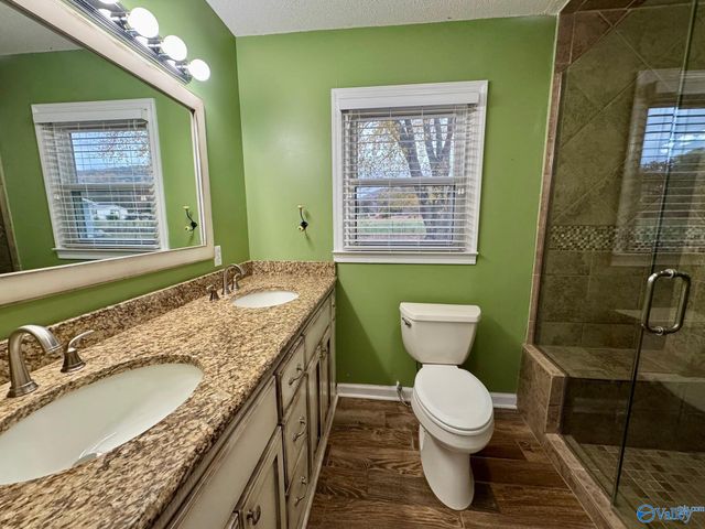 64 N Robinson Road, Hartselle, AL 35640