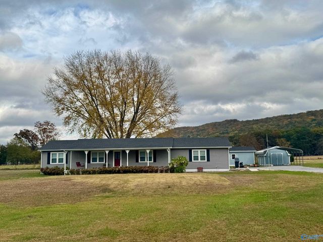64 N Robinson Road, Hartselle, AL 35640