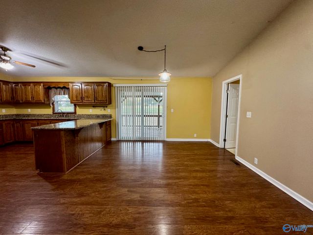 64 N Robinson Road, Hartselle, AL 35640