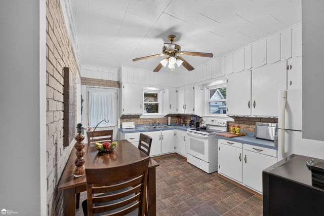 206 N Marquette Street, Durand, MI 48429