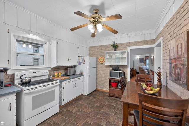 206 N Marquette Street, Durand, MI 48429