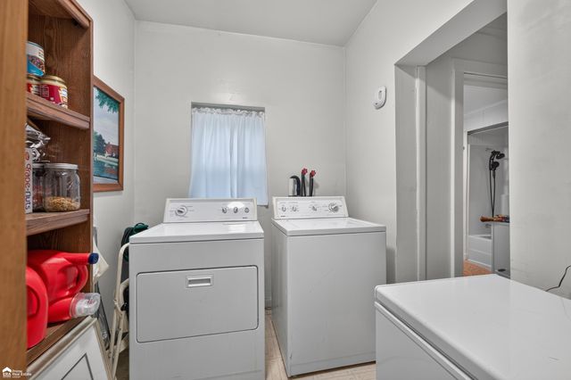 206 N Marquette Street, Durand, MI 48429